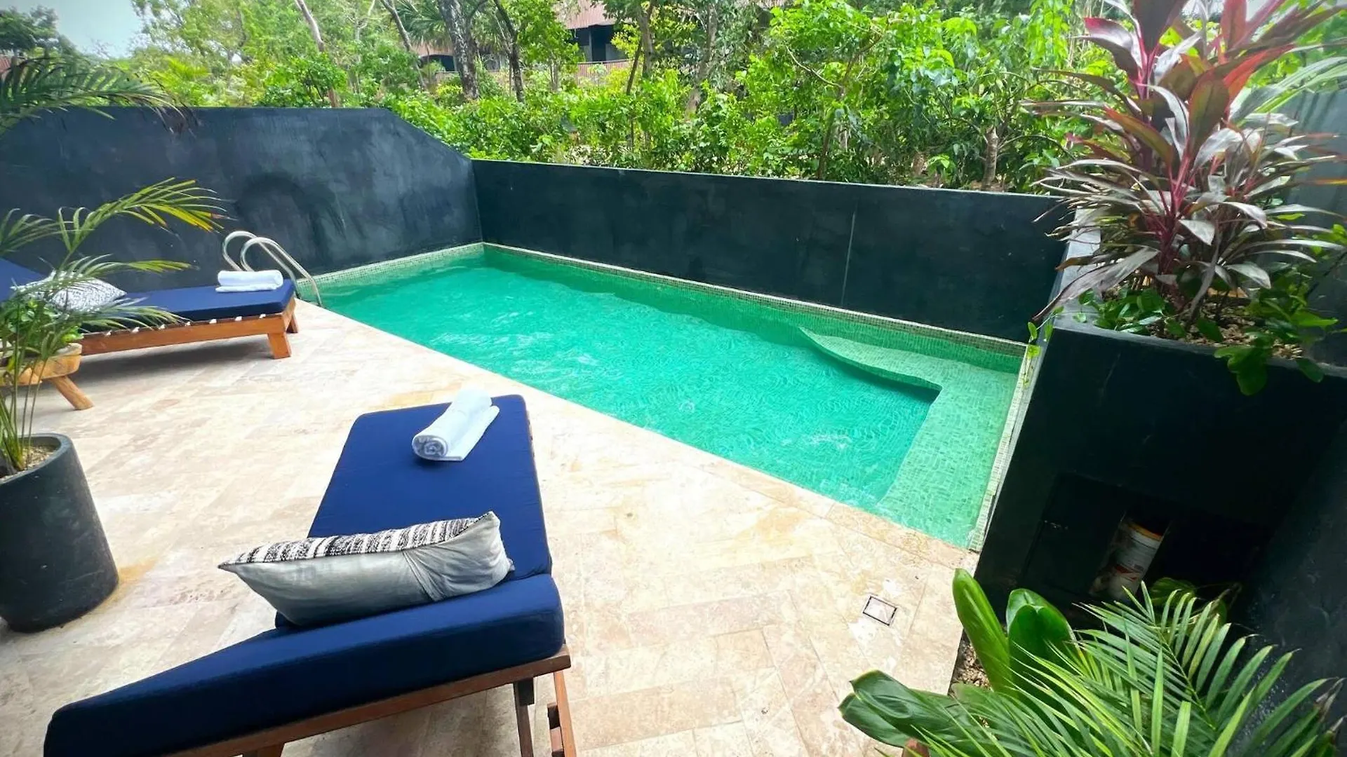 Контакты Maison Pierre Leroy - Private Pool High Speed Wifi